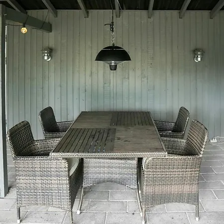 Nordic Retreat With Wilderness Bath Near Marielyst